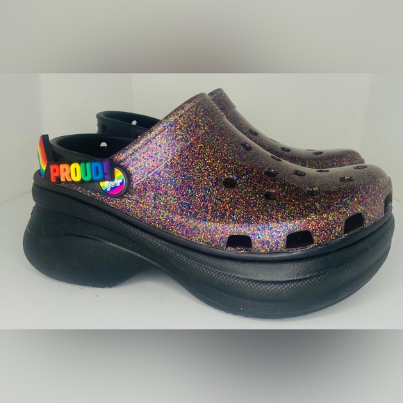 CROCS Pride Classic Bae Platforms - SZ 7 - NWOT! - Picture 1 of 5